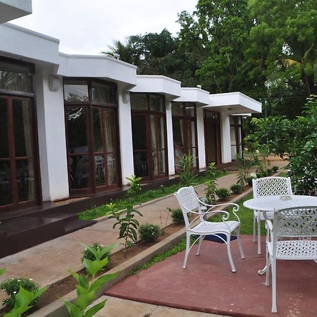 Melbourne Tourist Rest Hotel Anuradhapura Kültér fotó