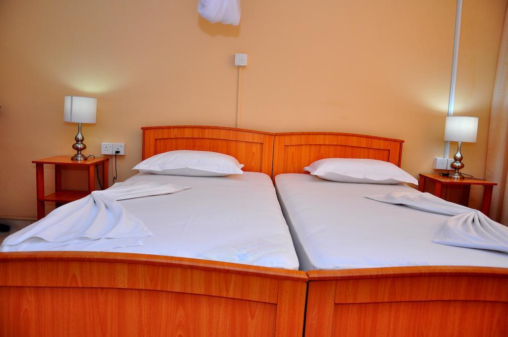 Melbourne Tourist Rest Hotel Anuradhapura Szoba fotó