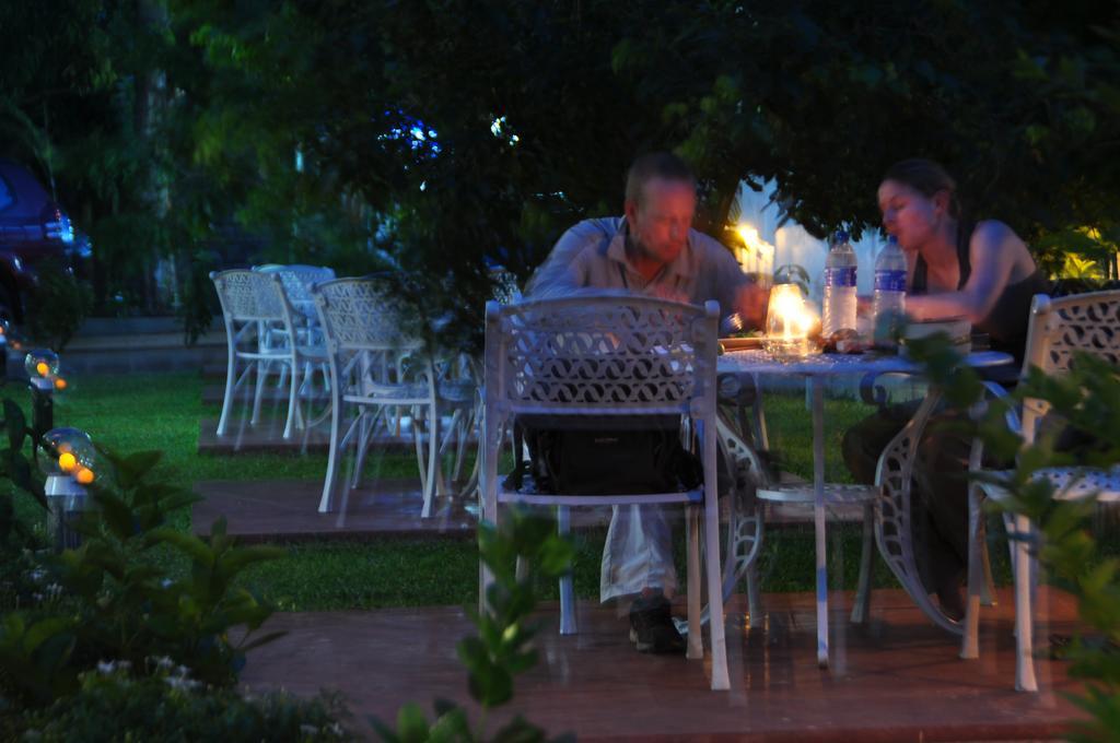 Melbourne Tourist Rest Hotel Anuradhapura Kültér fotó