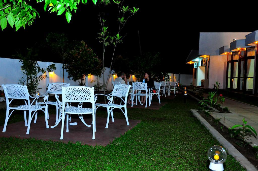 Melbourne Tourist Rest Hotel Anuradhapura Kültér fotó